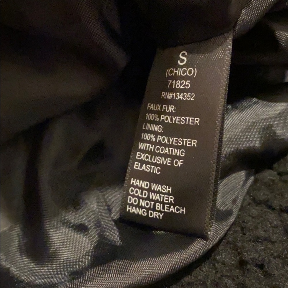 Sweater - Picture 2 of 2